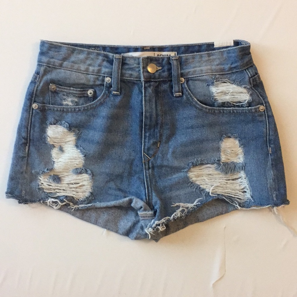 NWOT Lovers + Friends Jean Shorts
